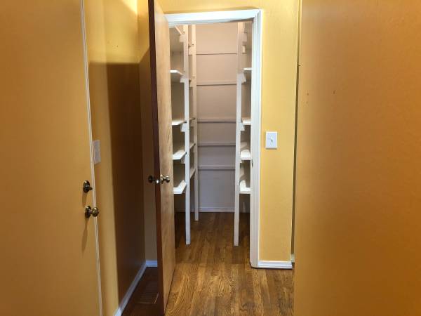 $2,700 / 4br - 3407ft2 - 1000 SE Sunnymead (Pullman)63689276170627124