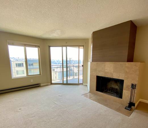 $2,195 / 1br - 939ft2 - ¡No esperes! ¡Llama hoy! ¡El departamento de 1 habitación MÁS GRANDE en Queen Anne! (Queen Anne)63850640709763123