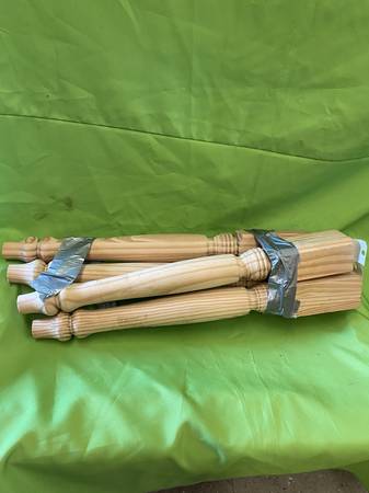 21 - 1/4" Country Pine Table Legs (set) 1