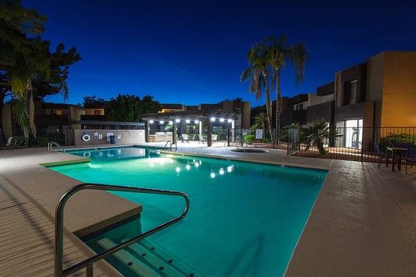 $1,589 / 2br - 1043ft2 - Make yourself at home in our quiet 1043 sq ft 2 bed / 2 bath! (Mesa - Dobson Ranch)64024999483138120