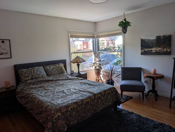 $2,500 / 2br - Sublet Oakland hills October (oakland hills / mills)63824662047361124
