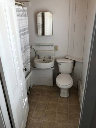 $850 / 1br - 750ft2 - tranquilo frente al río (saranac lake)63659549354497123