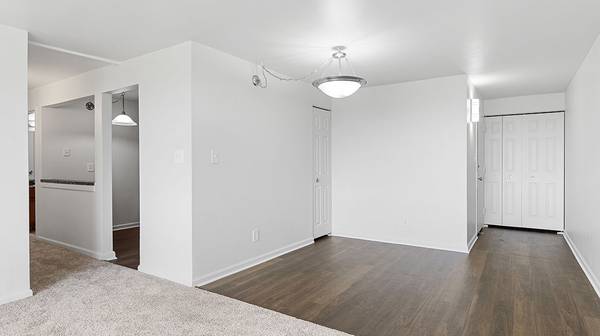 $1,185 / 1br - 1100ft2 - $500.00 OFF MOVE IN- SPACIOUS 2 BEDROOM-1 OR 2 BATHS APTS. AVAILABLE (SOUTHFIELD)63937875628418122