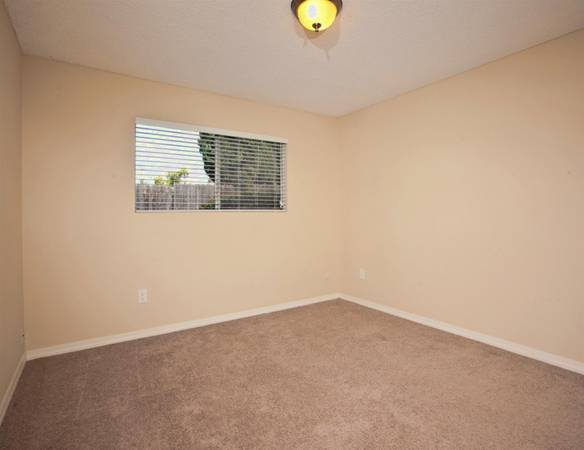 $2,695 / 2br - 1 MONTH FREE! + Included AC + Bike Friendly - Laundry On Site (La Mesa)64037219329153123
