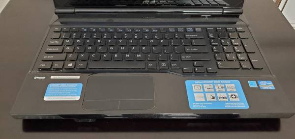 Fujitsu LifeBook AH562 15.6' inch, i5 8GB, 1TB HDD Laptop - $12063471252217729122