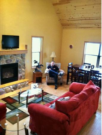 $1,600 / 4br - 3000ft2 - Elkhart Lake Fully Furnished Home!! (Elkhart Lake)63813311733633123