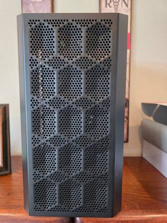 Custom Built Computer (mATX) 1