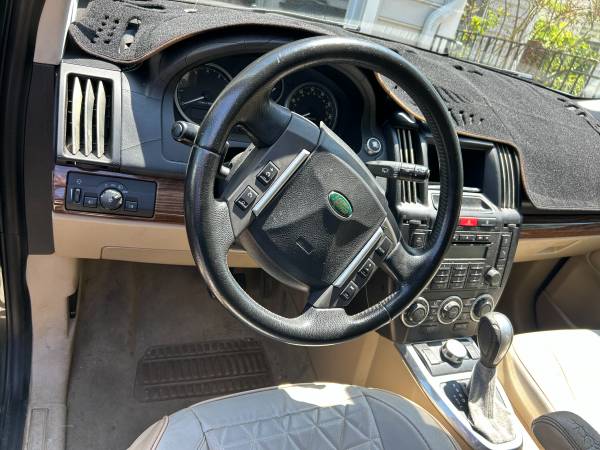 Venta de Land Rover LR2 2009 - $3.800 (Alexandria)63616651958019123