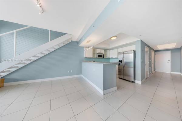 $4,400 / 2br - 1463ft2 - Enjoy Feeling of the Bay from this 2-Story Loft! (Bay View Lofts- North Bay Village)64001848684161121