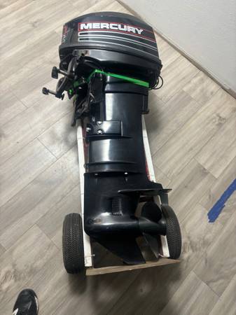 25 hp Mercury - $1,500 (Federal way)63471358664193122