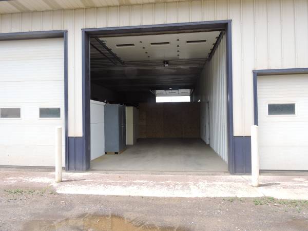 $125 / 360ft2 - Espacio de almacenamiento para automóvil, camper, almacenamiento64145534438147123