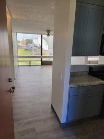 $2,675 / 3br - 792ft2 - New Shaker Cabinets, Two-tone Paint, Tour Today, Patios (Wahiawa)63939396429954124