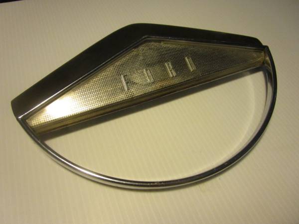 Botón de bocina para volante de Ford Custom 1951 1A-3624-A - $75 (Roseville)63440113934723121