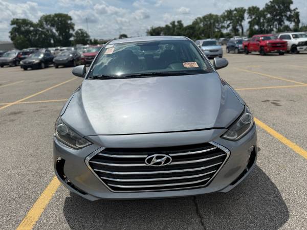 2017 hyundai elantra - $4,800 (High Ridge)63621402982531122