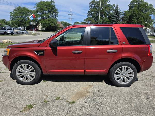 2009 LAND ROVER LR2 - $4,999 (ZION ILLINOIS)63616794370947124