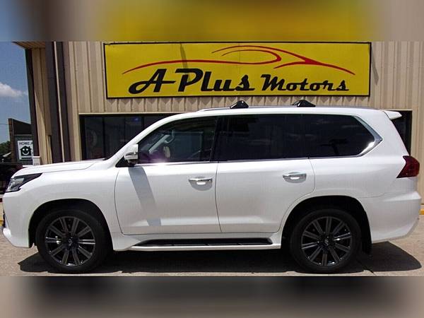 2017 Lexus LX 570 Base AWD 4dr SUV - $64995.0063470592045569124