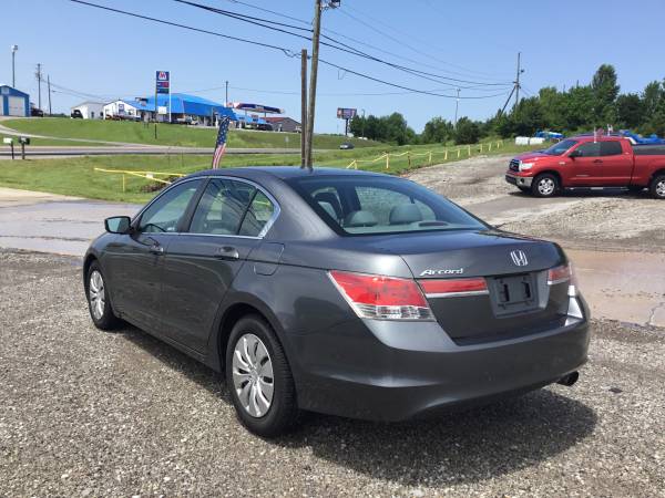 ***2012 Honda Accord LX, Motor*** 1 Dueño -- CERO Accidentes - $10,450 (Louisville/Taylorsville/Fisherville)63654695765889122