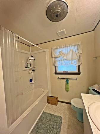 $365,000 / 3br - 1248ft2 - Chincoteague Island "Division St" (Chincoteague Island)63839300423555124