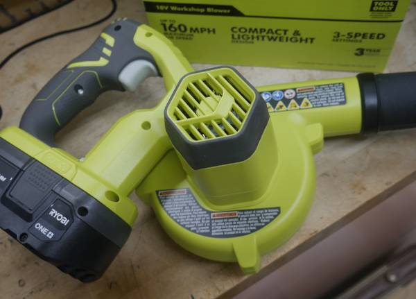 RYOBI P755 soplo con batería 886676-3 - $79 (baltimore)62970102161281124