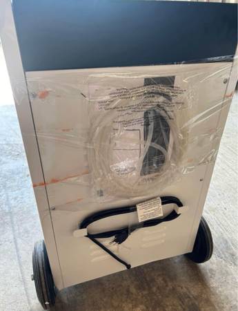 Dehumidifier Commercial Moiswell on wheels 240 Pints w/Pump, Drain Hose Large Sp - $600 (Cleveland MO)62934686041345123