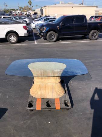 Wheat Sheaf Style Bamboo Table 1