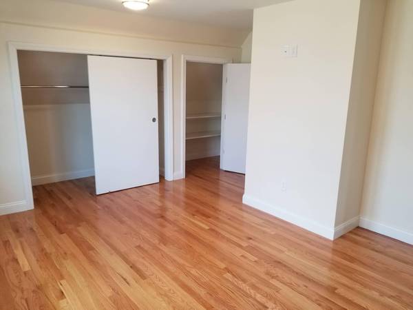 $3,850 / 3br - Roxbury 3 Bed/2.5 Bath Single-Family | Near Humboldt Ave63996548270467124