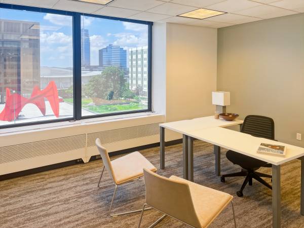 $279 Travel For Work? Try Office Membership!63985941620866120