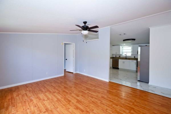 $119.900 / 4 habitaciones - 1512 pies² - "¡Casa tipo bungalow Bumblebee!" Vivienda de 4 dormitorios MÁS despacho, 2 baños en Florida (suroeste de Fort Lauderdale, Florida)63379710290689123