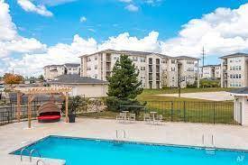 $950 / 2br - 1012ft2 - Enjoy a New Home with its own POOL!!!! (Junction City)63978412671106122