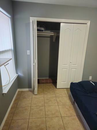 $600 Room in South Laredo63662019106561121