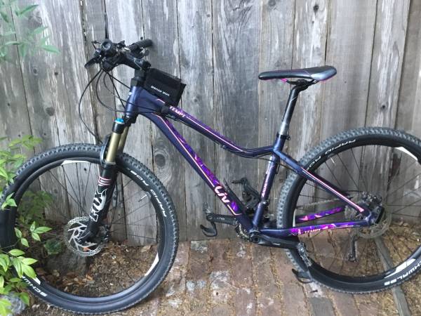 (S) 2015 Liv Tempt 1 MTB con horquilla Fox Evolution y Shimano XT - $600 (potrero hill)63471436039937122
