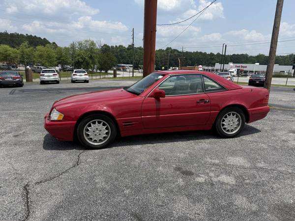 1996 *Mercedes-Benz* *SL Class *SL Class 2dr Roadster 3.2L - $5,500 (3044 E PEACHTREE ST LITHIA SPRINGS 30122)63621236960257121