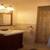 BRIGHT LARGE ROOM MAIN FL-50m TO PLAZA STEELES /BATHURST NEAR BUS/GROCERY 3 thumbnail