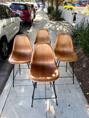 🟤 Eames Molded Plywood Stools🟤 1