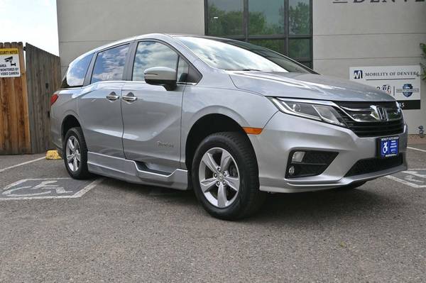 2019 *Honda* *Odyssey* *EX Automático* PLATA - $49,900 (Accesible para Silla de Ruedas)63612556220161122