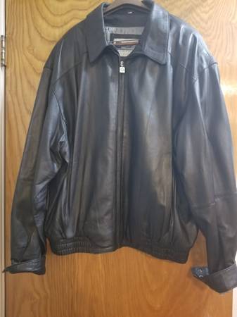 Mens Leather Jacket XXL-XL Available until Nov 8th! 1