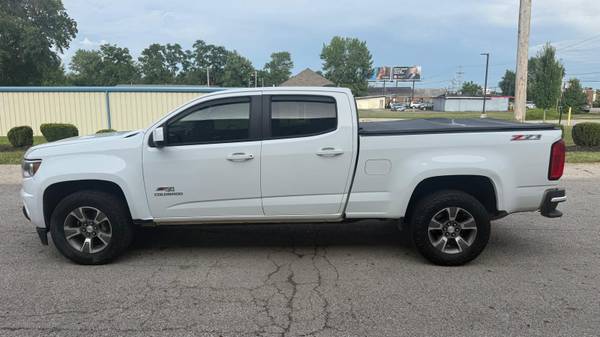2020 Chevrolet Colorado Z71 - Photo 2