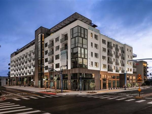 $4,031 / 2br - 1114ft2 - Contemporary Light Fixtures, Fitness Studio with Cardio and Weights (Downtown Oceanside)63866050442627121
