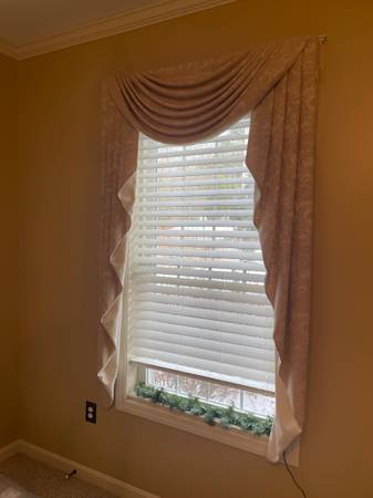 Swag and cascade drapery set of 2 1