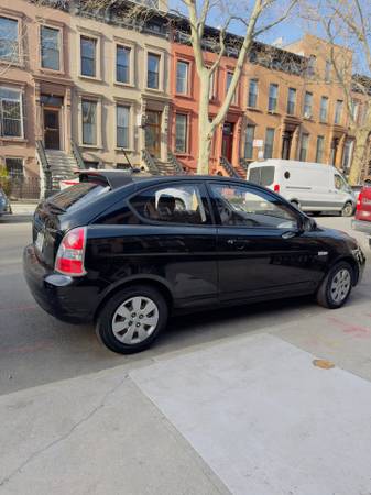 2010 Hyundai Accent - $2,900 (Brooklyn)63484540249729122