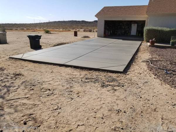 Concrete works Sidewalks driveway patios 1