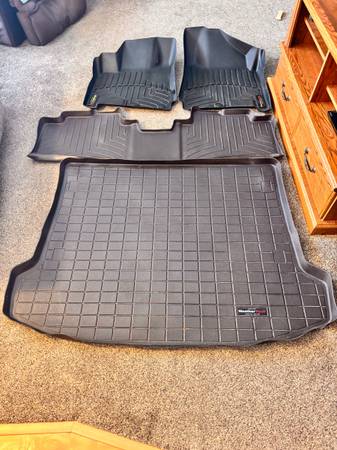 Weather Tech Cadillac SRX 2010-2016 Cadillac SRX 1