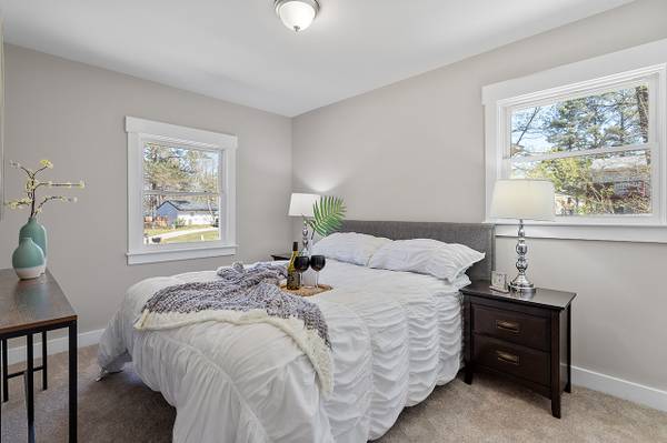 $389,900 / 4hab - 1904ft2 - ¡HERMOSA casa en sótano con ubicación en cul-de-sac! (Raleigh)63685979213315124