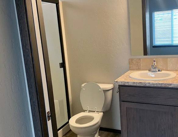 $1,299 / 3br - Welcome to this charming 3 bedroom, 2 bathroom home (Pasco, WA)63699782521729123