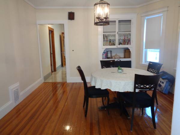 $2,895 / 3br - 1440ft2 - Fabulous Kitchen, Glass Like floors, 3 Full Beds + bath, Flex start (Brighton)63620245662211122
