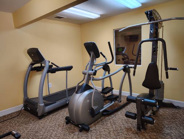 $1041.00 / 2br - 840ft2 - Modern 2 Bed, 1.5 Bath Unit in Lynchburg, VA - Available 09/17 - $104163851967854209120
