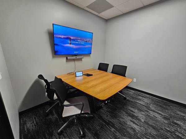 Habitaciones profesionales para conferencias de $25 disponibles ahora63389899559041123