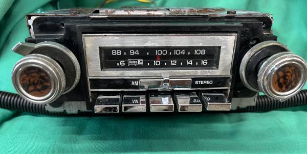 Working & Tested AM/FM Stereo Radio - original GM 1