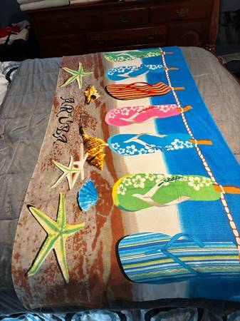 New Aruba flip flop beach towel 30”L 58”W 1