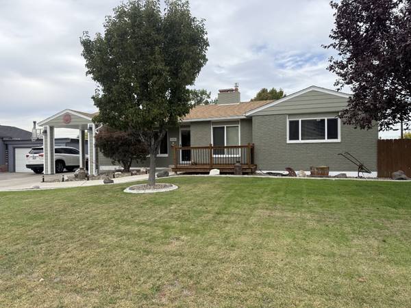 $420,000 / 4br - 2262ft2 - 4 bed, 2 bath home for sale (Prosser)63922560134658120